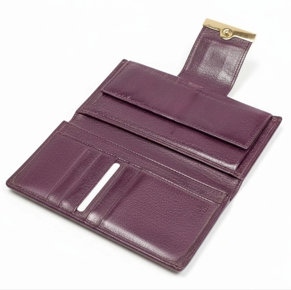 GUCCI Guccissima Plum Leather Wallet with Gold Detail - Picture 3 of 6